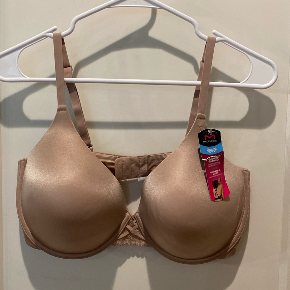Maidenform Ladies‎ Underwire Push-Up Bra. convertible Straps.  Size 40D